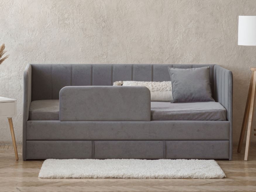 dream line 90*180 в полоску с матрасом «Курс-Мебель»