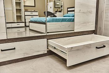 прага шкаф 4х-створчатый «Курс-Мебель»